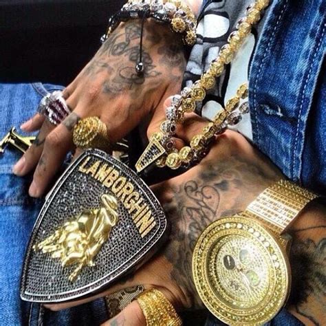 swagg man versace chain|swagg man scam.